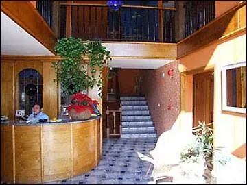 Pensión Camino De Altamira 3*